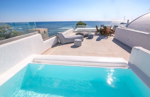 Exomytis Villa | Elite Santorini Villa | Aegean Melody Suites | 3 Bedroom | Outdoor Jacuzzi |.