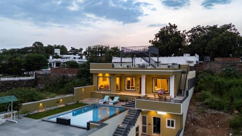 Udaipur District Villa | ELIVAAS LakeMount 2-BHK Getaway with Private Pool, Open-Air Gazebo & Terrace At Fatehsagar Lake