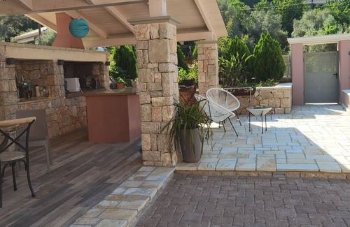 Katokhorion Apartment | Elixrison Villas/Apartments- Red Apartment