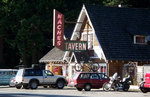 Enumclaw Cabin | Elk Corral Cabin-Easy Access To Crystal and Mt. Rainier
