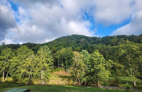 Elk Park House | Elk Falls Riverhouse - Charming 2-bedroom on the Elk River. WiFi, AC