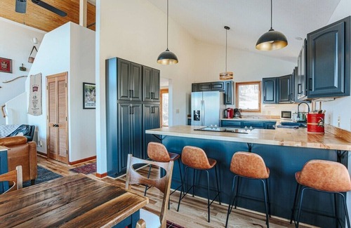 Afton Ski Chalet | Elk Mountain Overlook: Breathtaking Views