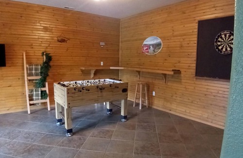 Spring Valley House | Elk Valley Retreat- Secluded Cabin with Views, multiple decks,