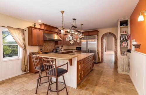 Elkader House | Elkader Jailhouse Inn (Entire Inn)