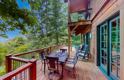 Skyland House | Elkhorn Cabin & Eagles Wing Lodge