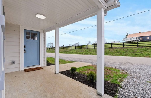 Georgetown House | Elkhorn Cottage - Peaceful Creekside Stay