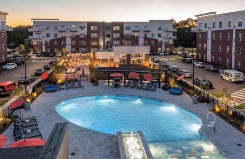 Coliseum Central Apartment | Ellipse Urban Hampton: Luxury Living with Resort Pool and Pet Spa