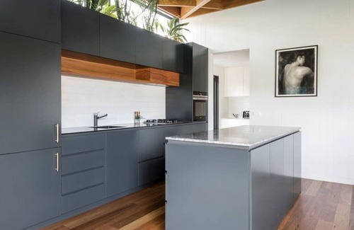 Ocean Grove House | Elm Ocean Grove with Pool on Lakeside Reserve