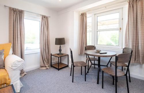 Pettistree Apartment | Elm - Three Tuns Apartments, Pettistree, Wickham Market - by Aldeburgh Coastal Cottages