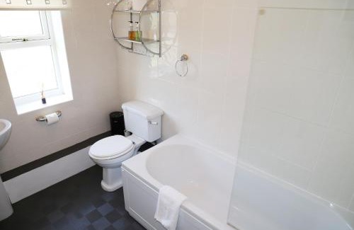 Arrathorne House | Elmfield House
