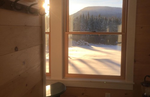 Wolcott House | Elmore Home w/panoramic mountain view. Private, quiet, clean & fiber optic WiFi