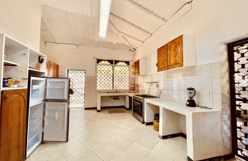 Diani Beach Villa | Elna's Haven - 4BR All ensuite villa in a private compound. Wifi, Swimming Pool