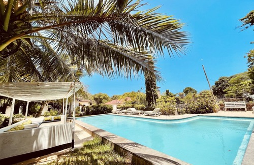 Diani Beach Villa | Elna's Haven - 4BR All ensuite villa in a private compound. Wifi, Swimming Pool