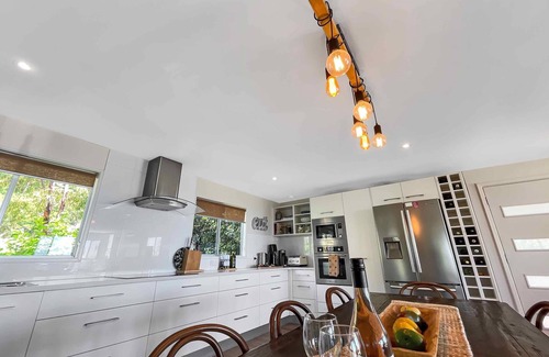 Mount View Cottage | Elouera Retreat - Hunter Valley escape with all around views