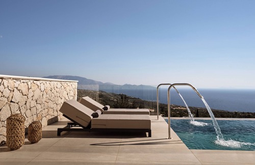 Skinaria Villa | Elpida Luxury Villa, with Infinity Pool & Jacuzzi