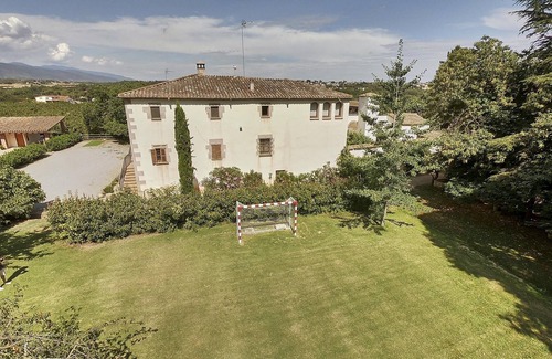 Santa Eulalia de Roncana Apartment | ELS CIRERERS - Can Burgues
