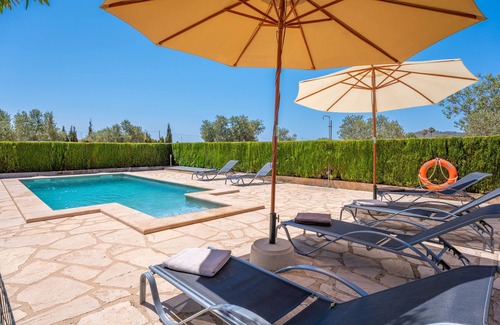 Porreres Villa | ELS XIPRERS - Beautiful country house with private pool and WiFi