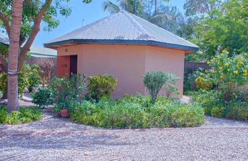 Tujereng Cabin | Elsewhere-Farakunku Eco Lodges