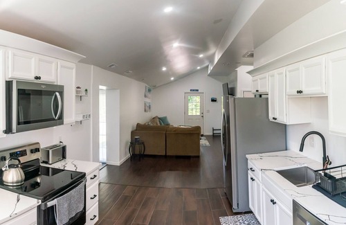 Hancocks Bridge Cottage | Elsinboro Retreat I 3BR I 2BA I - enjoy fishing , hunting, jet skiing,& hiking.