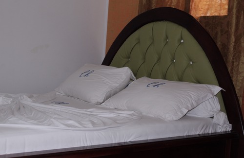 Douala Hotel | Elu Hotel Chambre Deluxe - Bonamoussadi