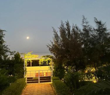 Mhow Hotel | Elure Cafe and Stays