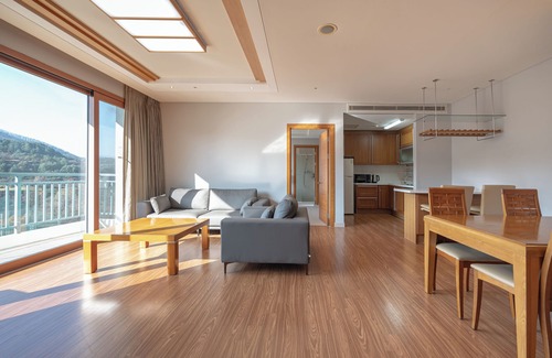 Namsan Hotel | Elysian Gangchon Resort
