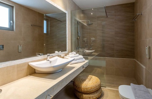 Akovitika Hotel | Elysian Luxury Hotel & Spa