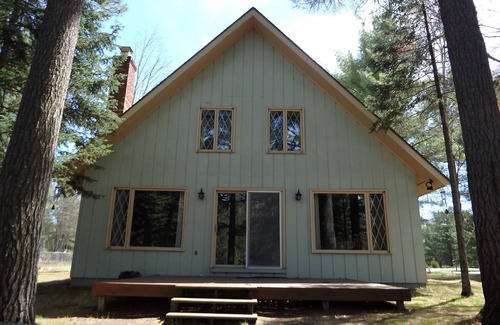 Grayling Cabin | Elysian River Escape: Autumn Bliss on the Manistee River – A Fly-Fisherman's Dream