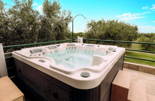 Ilida House | Elysium Countryside House Jacuzzi - Doune, Douneika, Greece