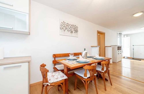 Policnik Apartment | Ema's Olive Garden Apt 2 - Families only 4 + 1