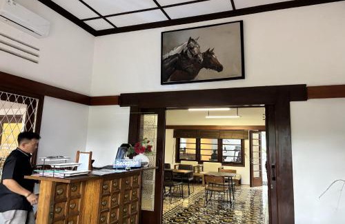 Bandung Hotel | Emaki Bumi Singgah
