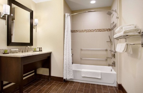 Westover Hotel | Embassy Suites by Hilton Fayetteville Fort Bragg