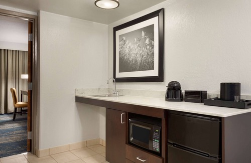 Northern Woods Hotel | Embassy Suites by Hilton Columbus