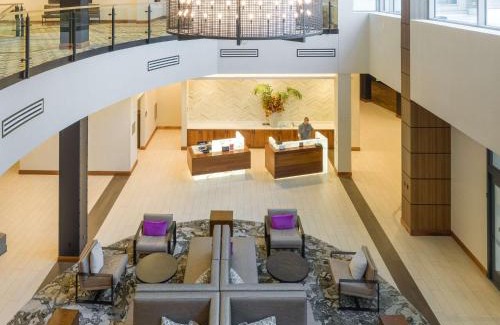 Berkeley Heights Hotel | Embassy Suites By Hilton Berkeley Heights