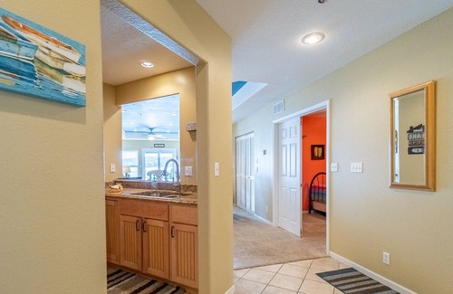 Lake Ozark Condo | EMERALD BAY 214 | 3 Bed, 2 Bath