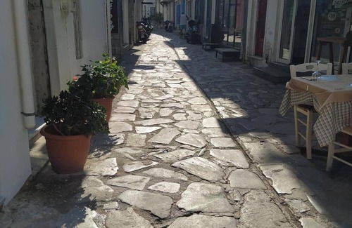 Skiathos Apartment | Emerald Blue Old Port 'Beautiful Studio in the heart of Old Port"