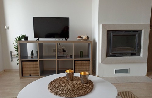 Shiligarnika Apartment | Emerald Buddha Apartment