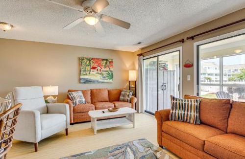 Emerald Isle Apartment | Emerald Isle Condo Near Beach with Screened Porch!