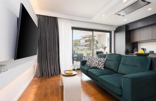 Varkiza Apartment | Emerald Stone Apartment Varkiza
