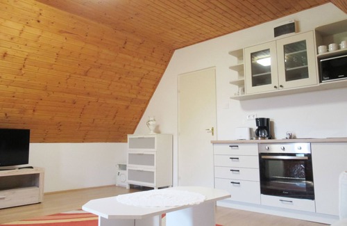 Badacsonytomaj House | Emi (BAC110) by Interhome