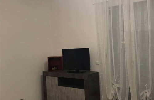 Ponte San Nicolo Apartment | Emilio's house located in a quite and residential area