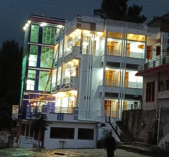 Miandam Hotel | Emirates Heights