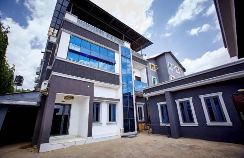 Orozo Hotel | Empire Suites and Apartment