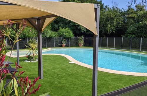 Labastide-d'Anjou Cottage | En Rouger, Le Lavande gîte (2 bedrooms, air conditioned, heated pool, sauna)