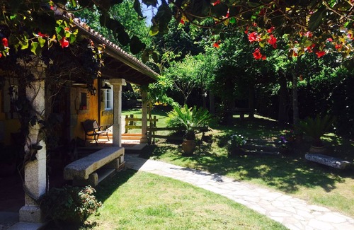 A Moreira House | Encantadora Casa de Campo del Siglo XIX en un Bonito Valle, a 2 km del mar