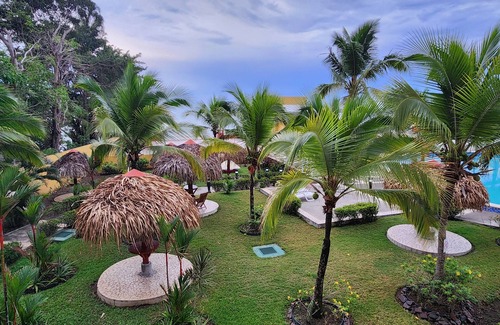 Nueva Gorgona Apartment | Encanto en Playa Serena - Gorgeous 2BR apt on Panama's black sand beach & pool