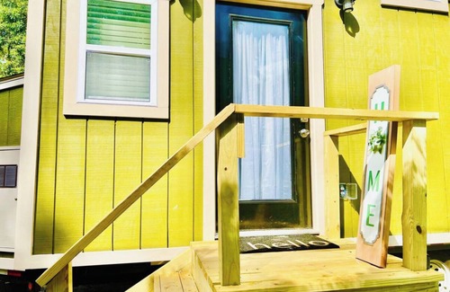 Reddick House | Enchanted Hideaway