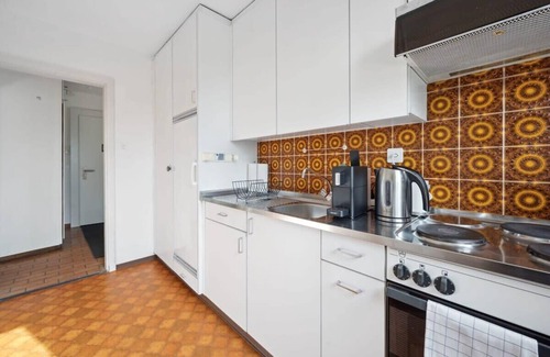 Old Town Apartment | Enchanting 1BR Haven in Prime Zurich