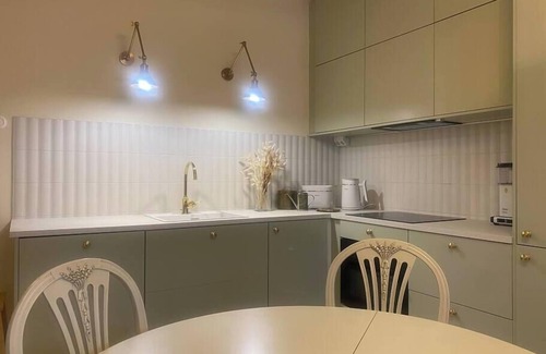Kallio Apartment | Enchanting 1BR w/King Bed in Unbeatable Location