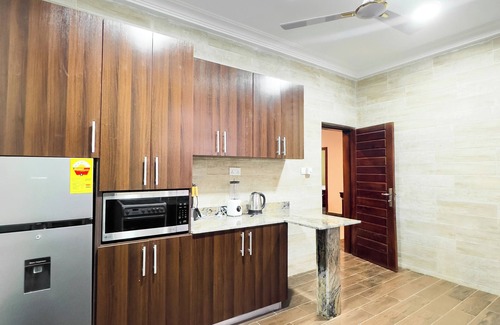 Nungua Apartment | Enchanting 2-bedroom apartment with AC in Tema Comm 12 Annex
